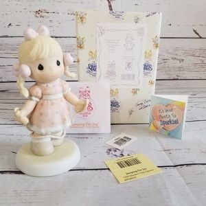 Precious Moments PM991 “Jumping For Joy” 1999 Members Only
